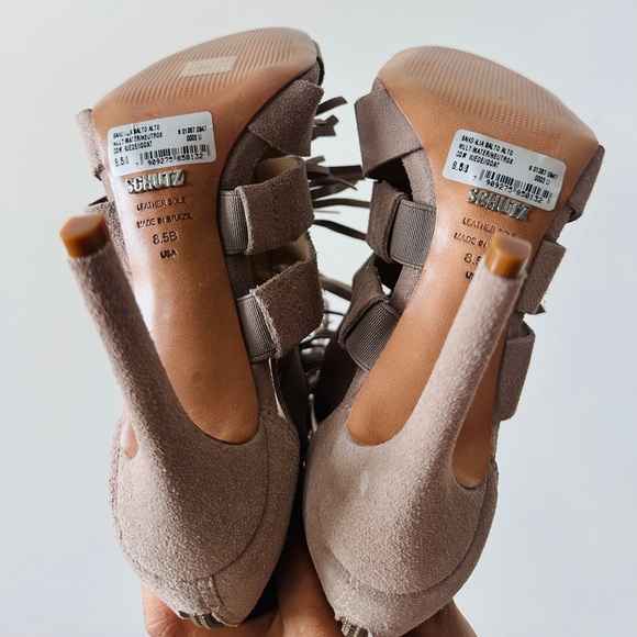 SCHUTZ Tan Genuine Leather Fringe Gladiator Sandal Heels Size 8.5B - Picture 4 of 12